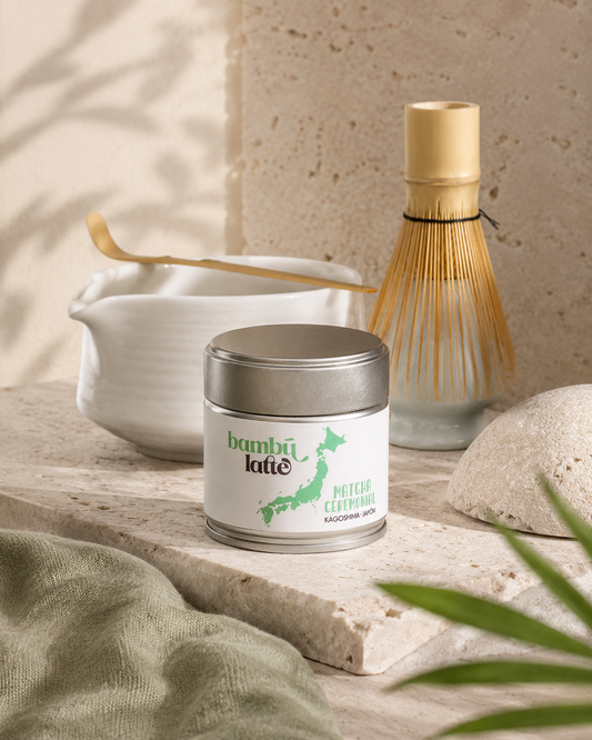 Set Matcha White Edition Bambú Latte con chawan, chasen, soporte y chashaku