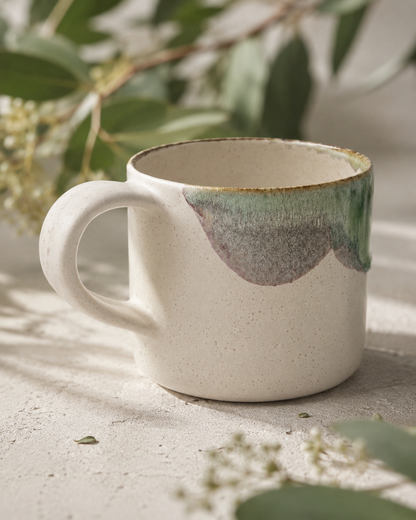 Lata de matcha premium Bambú Latte con polvo de té verde y cuchara