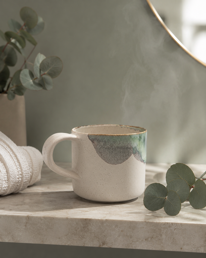 Lata de matcha ceremonial Bambú Latte y utensilios de preparación