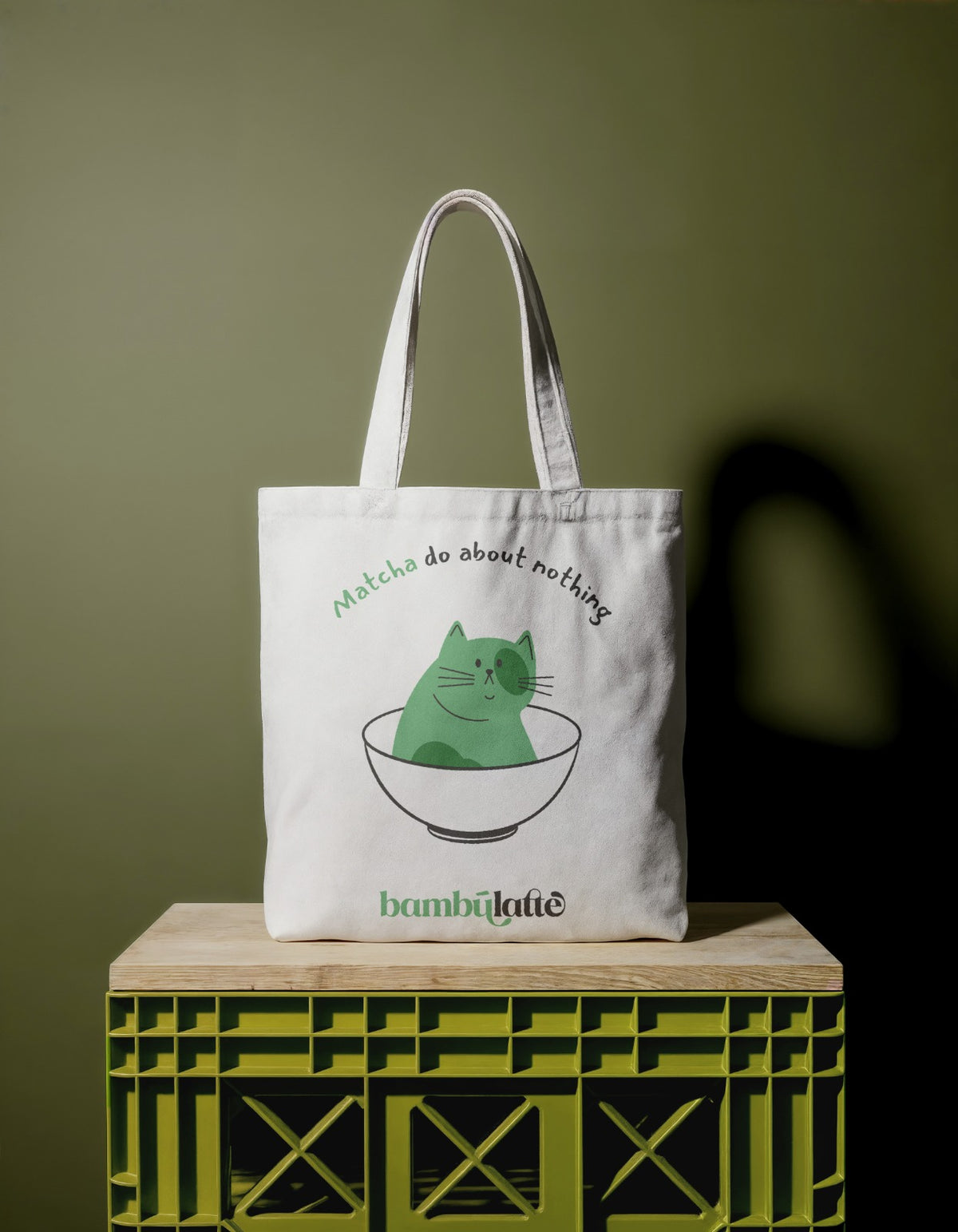 Bolsa de tela de algodón Modelo 2 con gato verde en cuenco de matcha